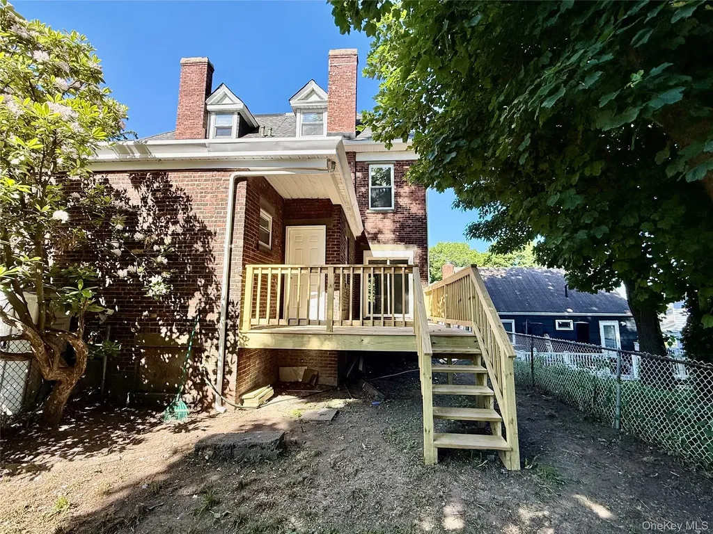 63 Highview Avenue Staten Island NY 10301