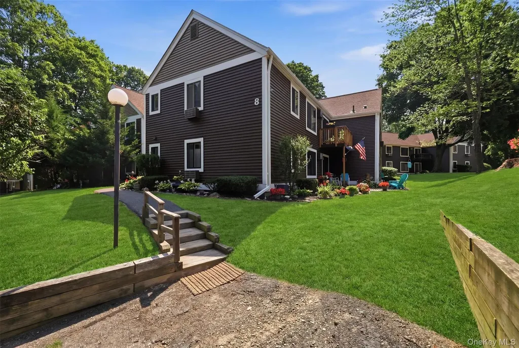 8 Heritage Drive Harriman NY 10926