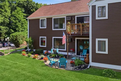 8 Heritage Drive Harriman NY 10926