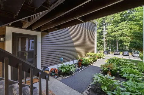 8 Heritage Drive Harriman NY 10926