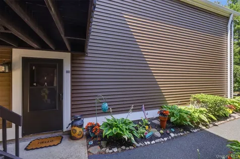8 Heritage Drive Harriman NY 10926
