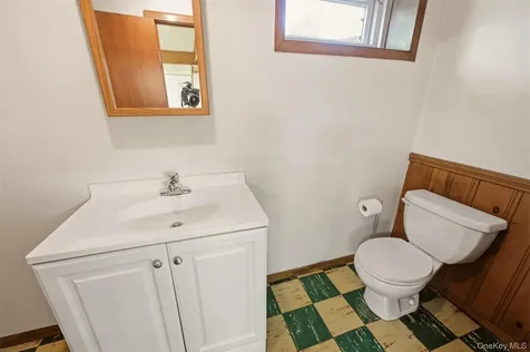 169 Landau Avenue Floral Park NY 11001