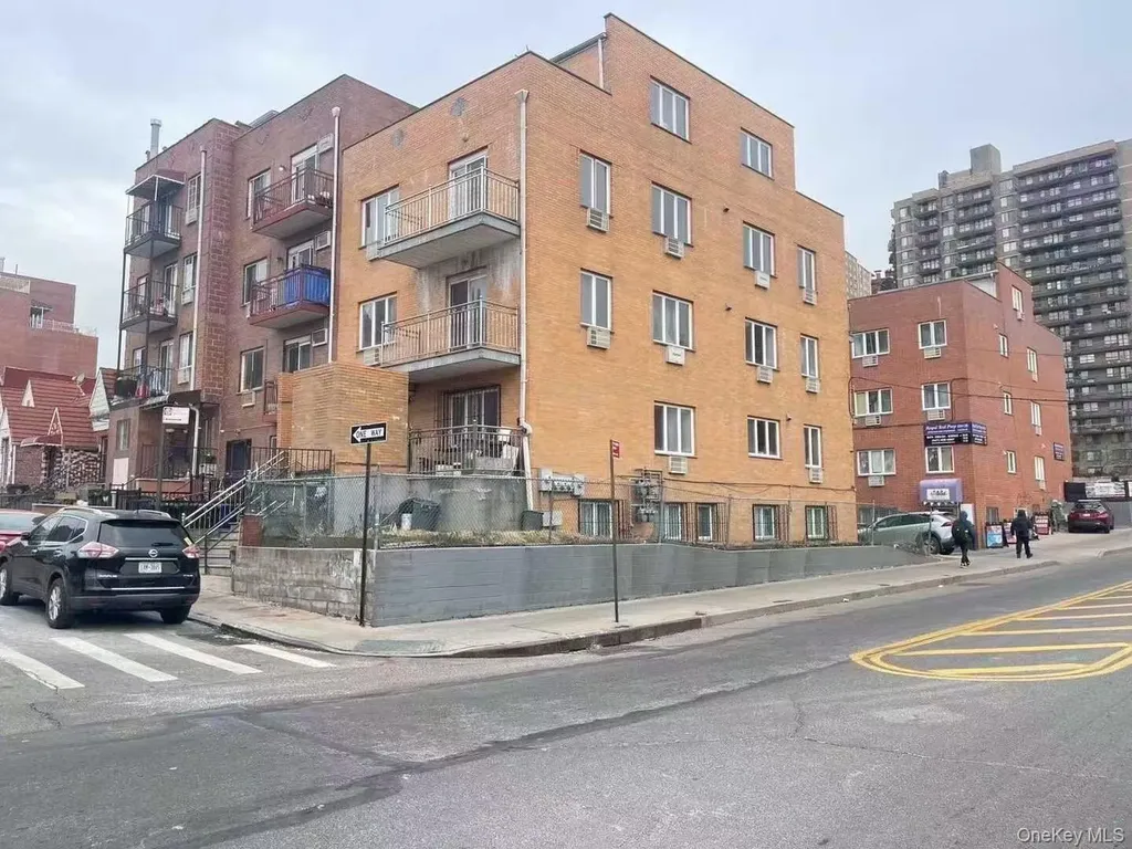 4351 Byrd Street Flushing NY 11355