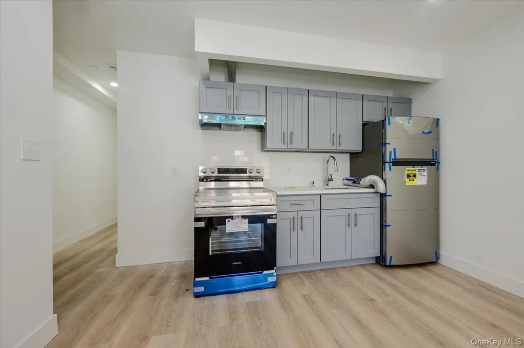 3039-3041 Young Avenue Bronx NY 10469