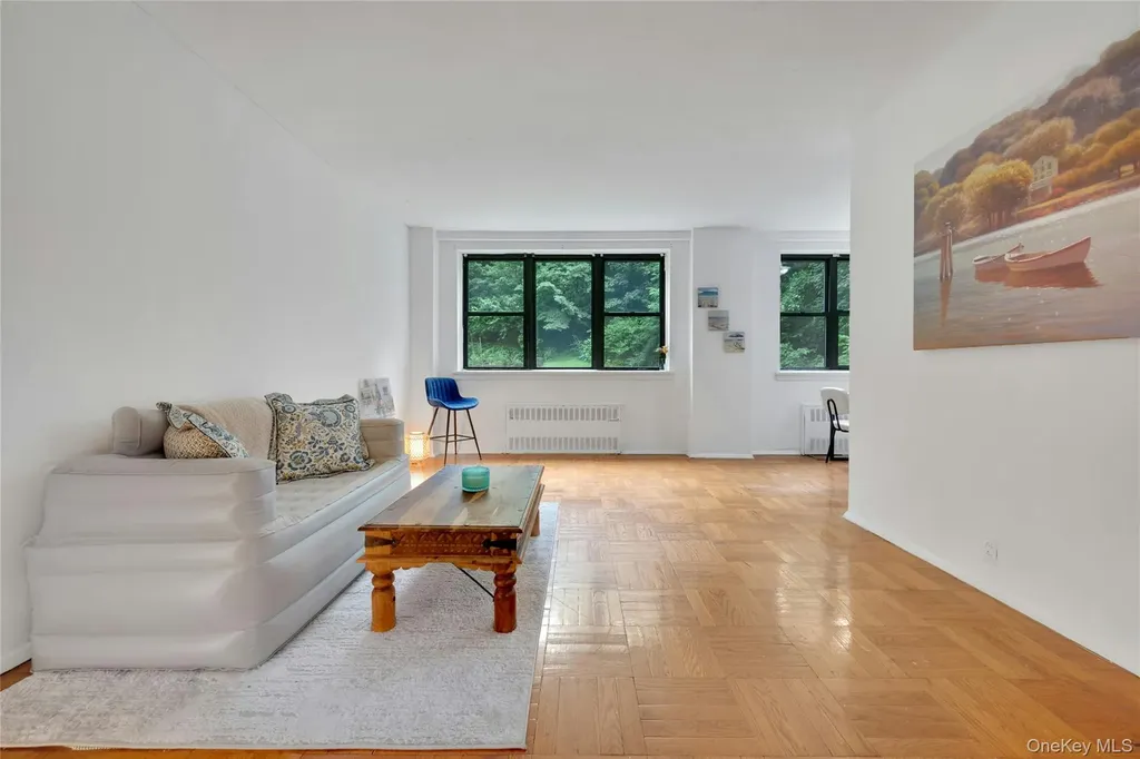 735 Kappock Street Bronx NY 10463