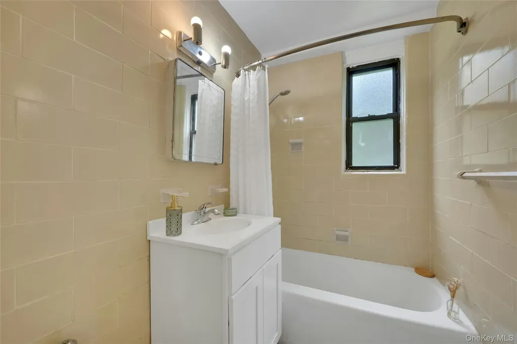735 Kappock Street Bronx NY 10463