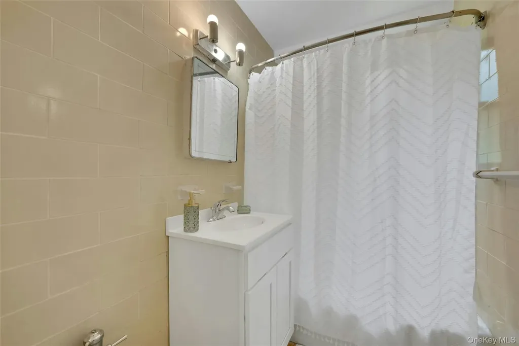 735 Kappock Street Bronx NY 10463
