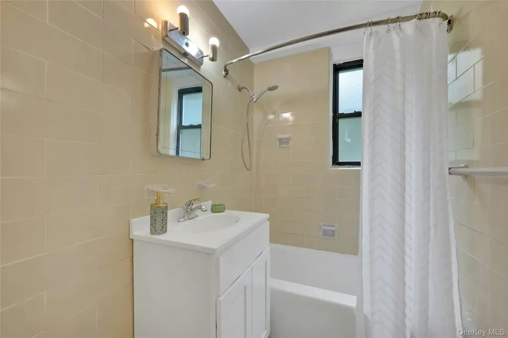 735 Kappock Street Bronx NY 10463