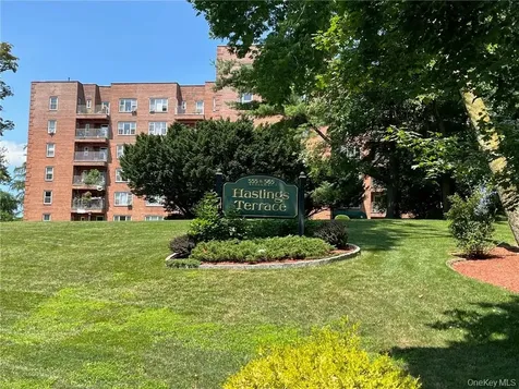 555 Broadway Hastings-on-hudson NY 10706