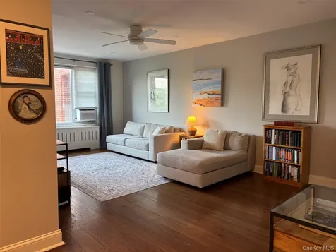 555 Broadway Hastings-on-hudson NY 10706