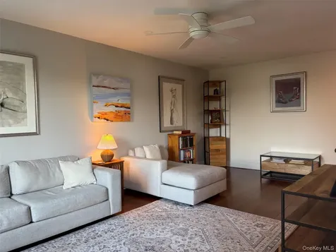 555 Broadway Hastings-on-hudson NY 10706