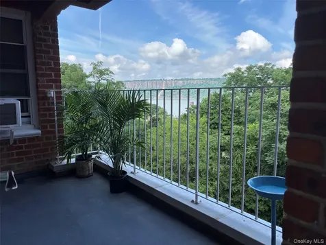 555 Broadway Hastings-on-hudson NY 10706