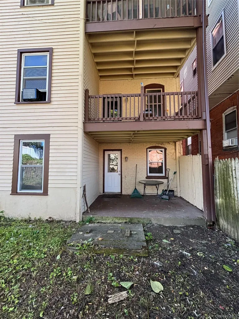 185 Union Street Poughkeepsie NY 12601