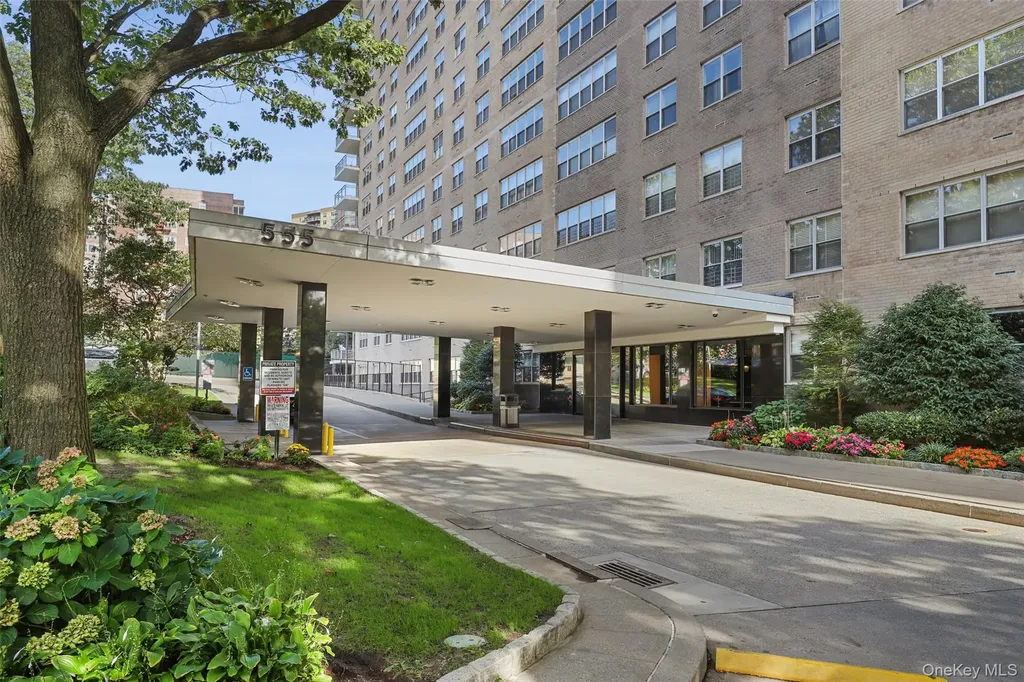 555 Kappock Street Bronx NY 10463
