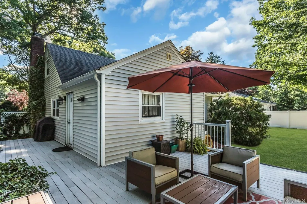 23 Lambert Avenue Mastic NY 11950
