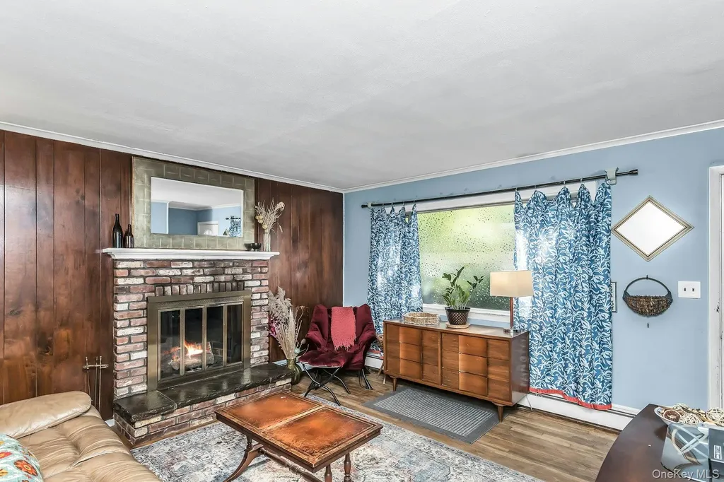 23 Lambert Avenue Mastic NY 11950