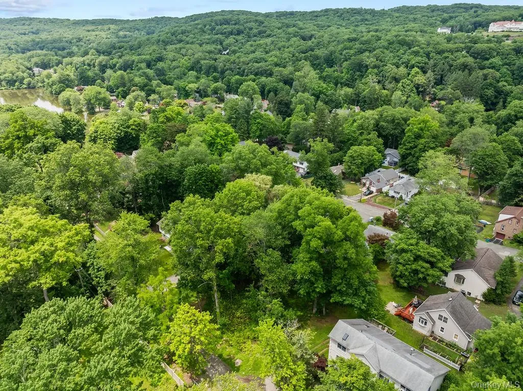 6 Rockland Avenue New City NY 10956