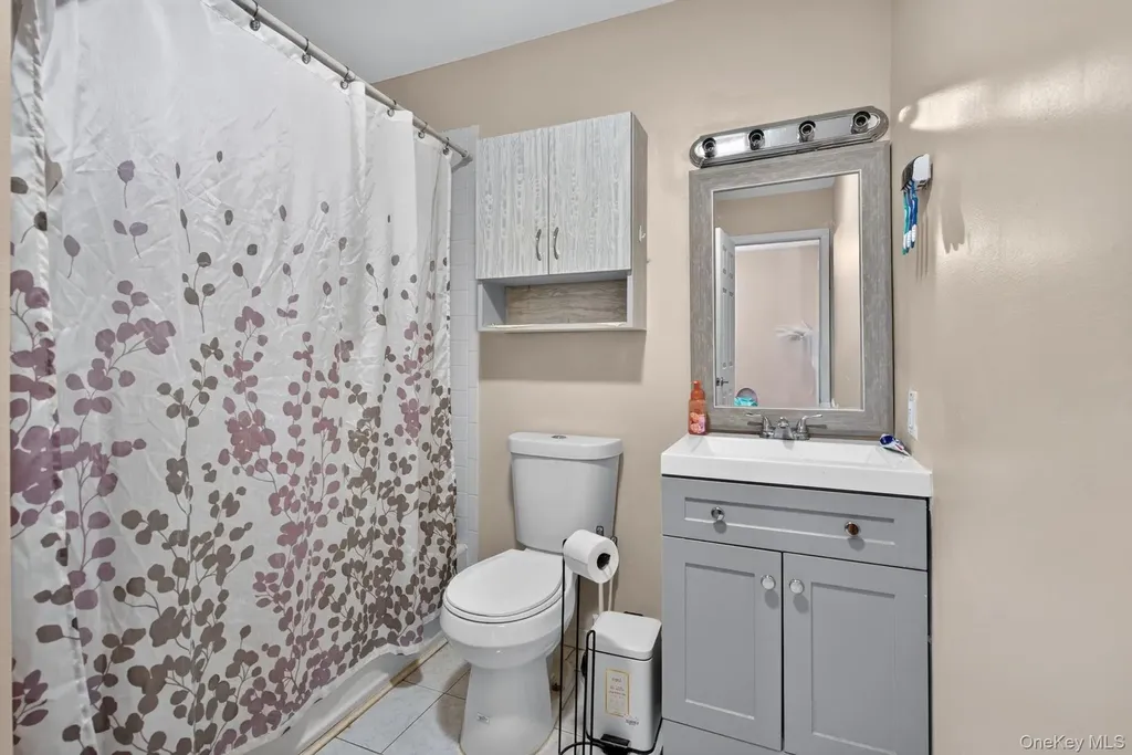 22 Scarborough Lane Wappingers Falls NY 12590