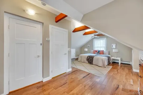 46 Walter Avenue Hicksville NY 11801