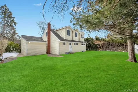46 Walter Avenue Hicksville NY 11801