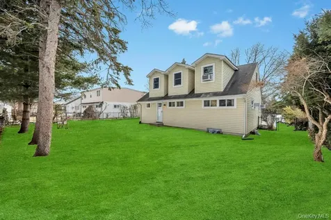 46 Walter Avenue Hicksville NY 11801
