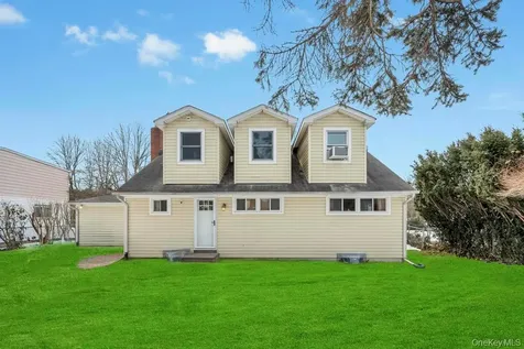 46 Walter Avenue Hicksville NY 11801