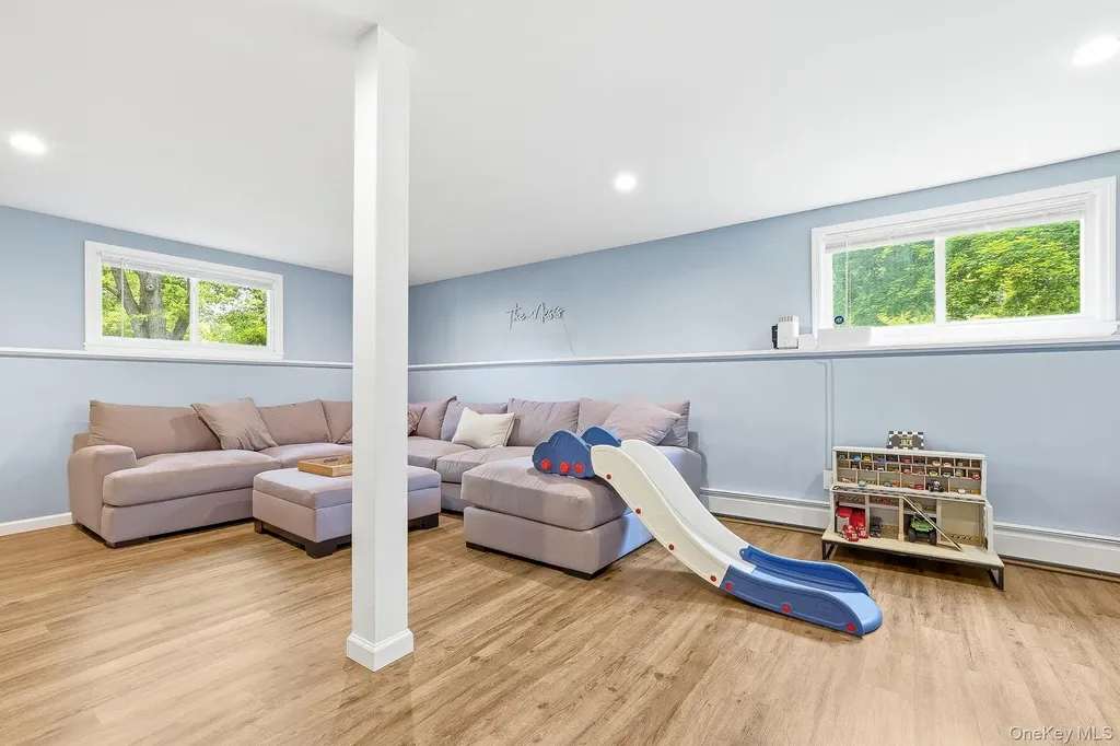 1 Craig Place Wappingers Falls NY 12590