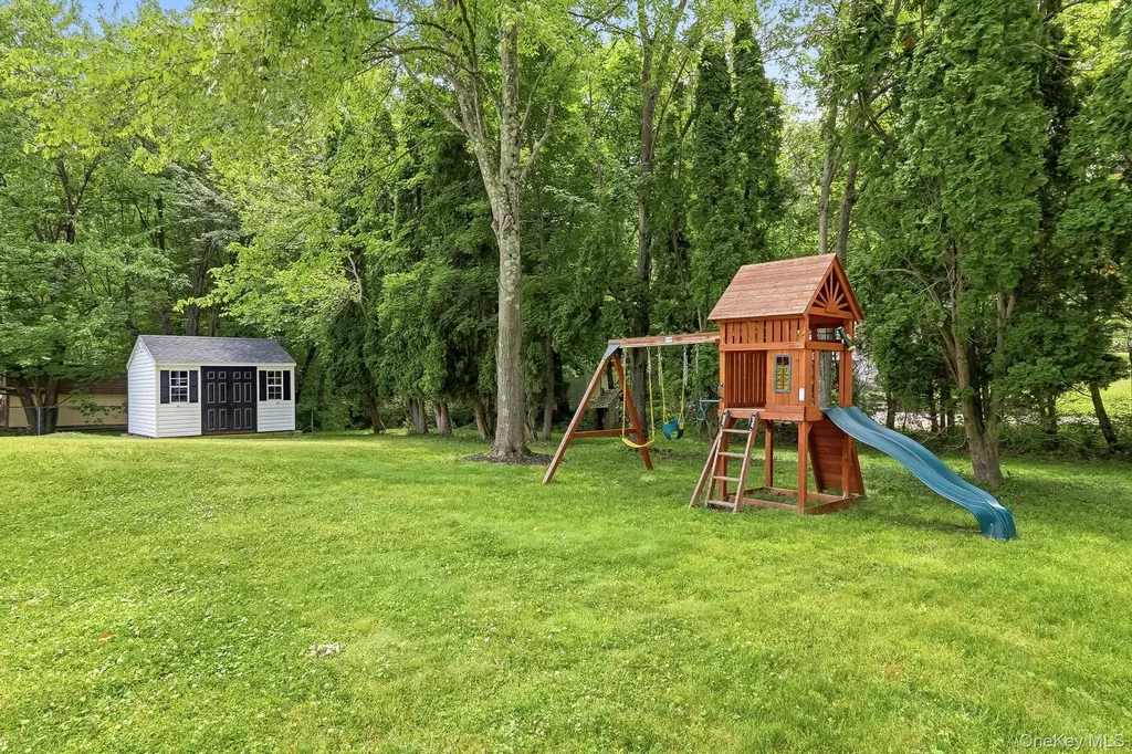 1 Craig Place Wappingers Falls NY 12590
