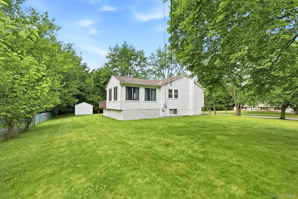 1 Craig Place Wappingers Falls NY 12590