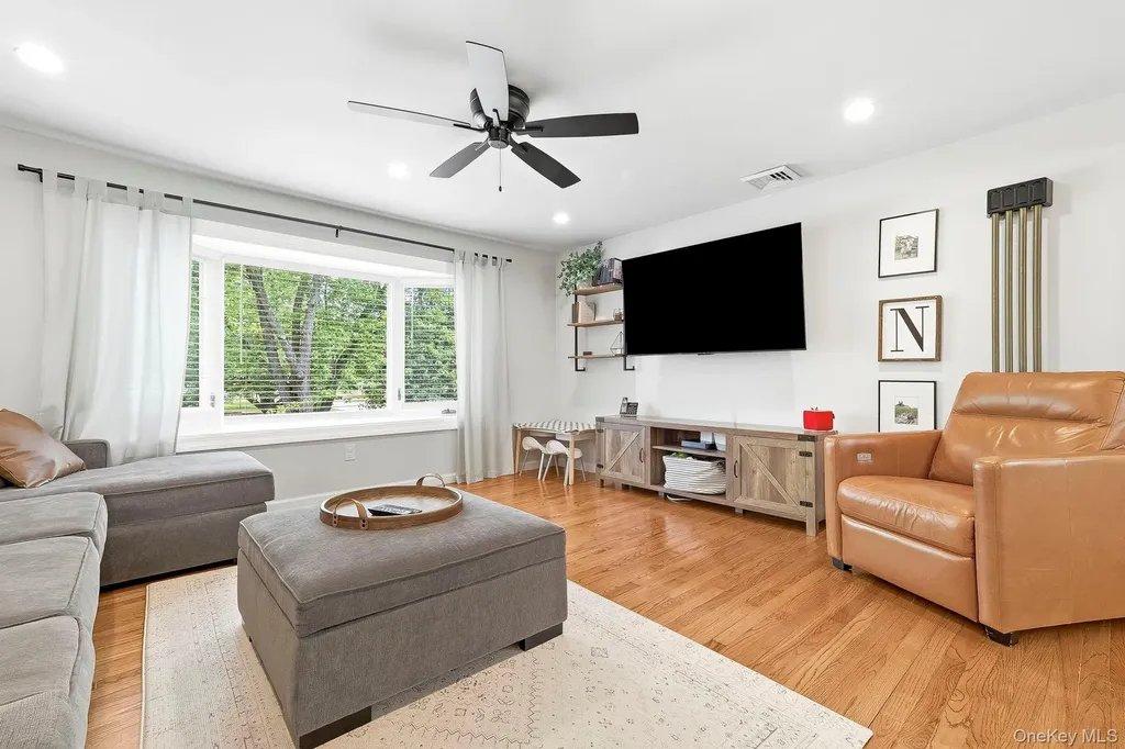 1 Craig Place Wappingers Falls NY 12590