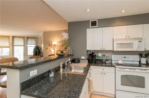 300 Mamaroneck Avenue White Plains NY 10605