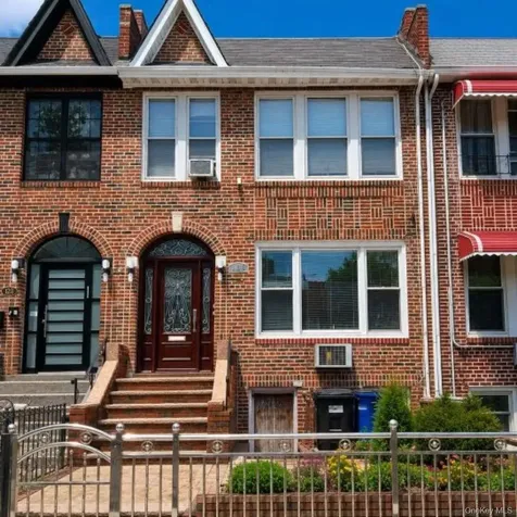 127 E 52nd Street Brooklyn NY 11203