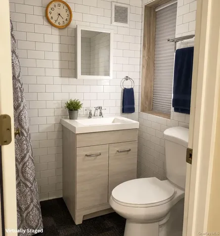 127 E 52nd Street Brooklyn NY 11203