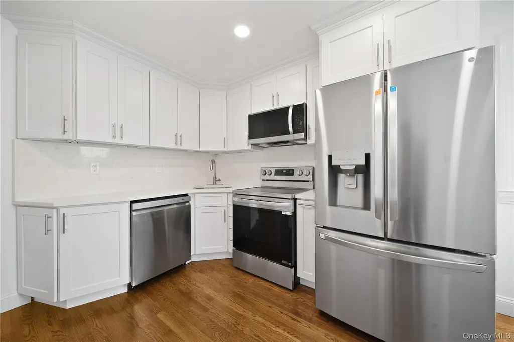 3914 Waverly Avenue Seaford NY 11783