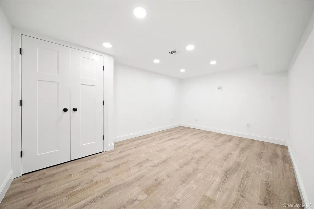 3914 Waverly Avenue Seaford NY 11783