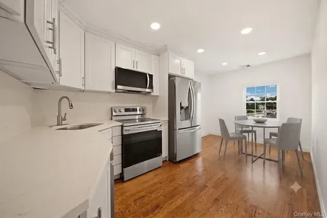 3914 Waverly Avenue Seaford NY 11783