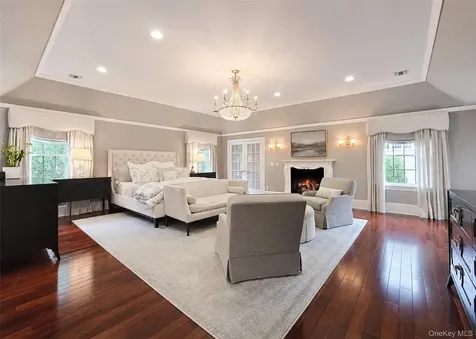 6 Boxwood Way Manhasset NY 11030