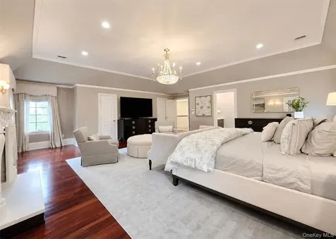 6 Boxwood Way Manhasset NY 11030