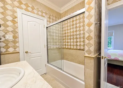 6 Boxwood Way Manhasset NY 11030