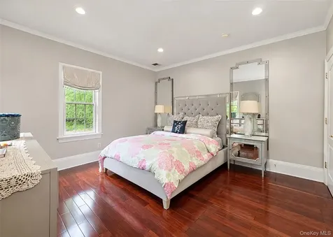 6 Boxwood Way Manhasset NY 11030
