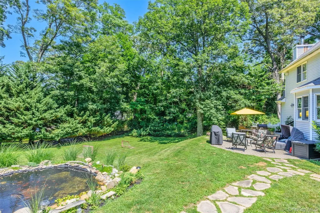10 Randall Road Wading River NY 11792