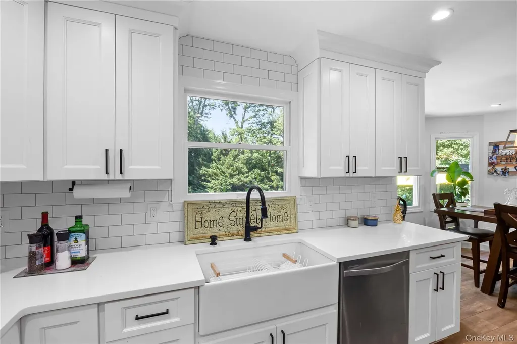 10 Randall Road Wading River NY 11792