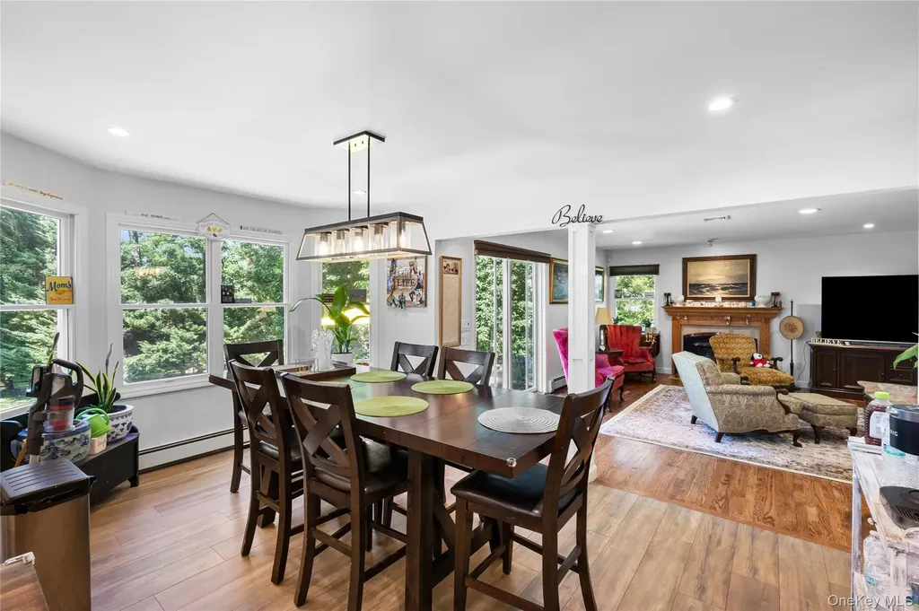 10 Randall Road Wading River NY 11792