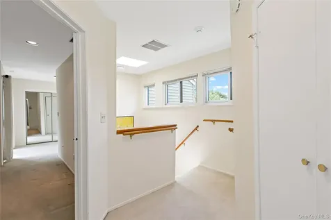 191 Horseshoe Circle Ossining NY 10562