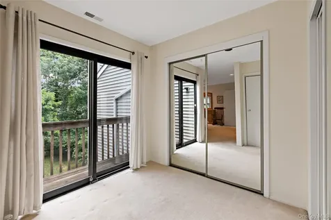 191 Horseshoe Circle Ossining NY 10562