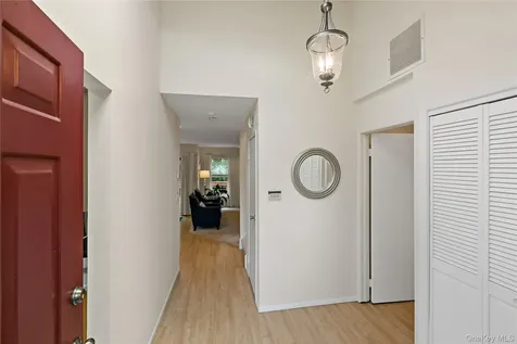 191 Horseshoe Circle Ossining NY 10562