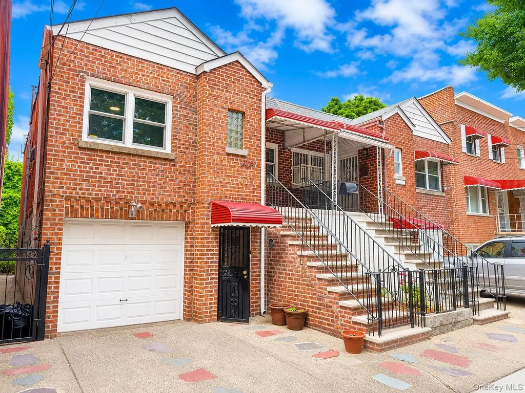 4223 Digney Avenue Bronx NY 10466