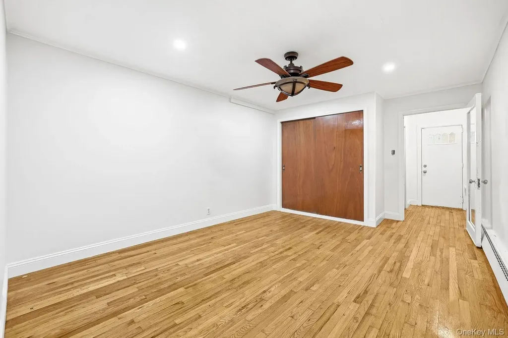 4223 Digney Avenue Bronx NY 10466