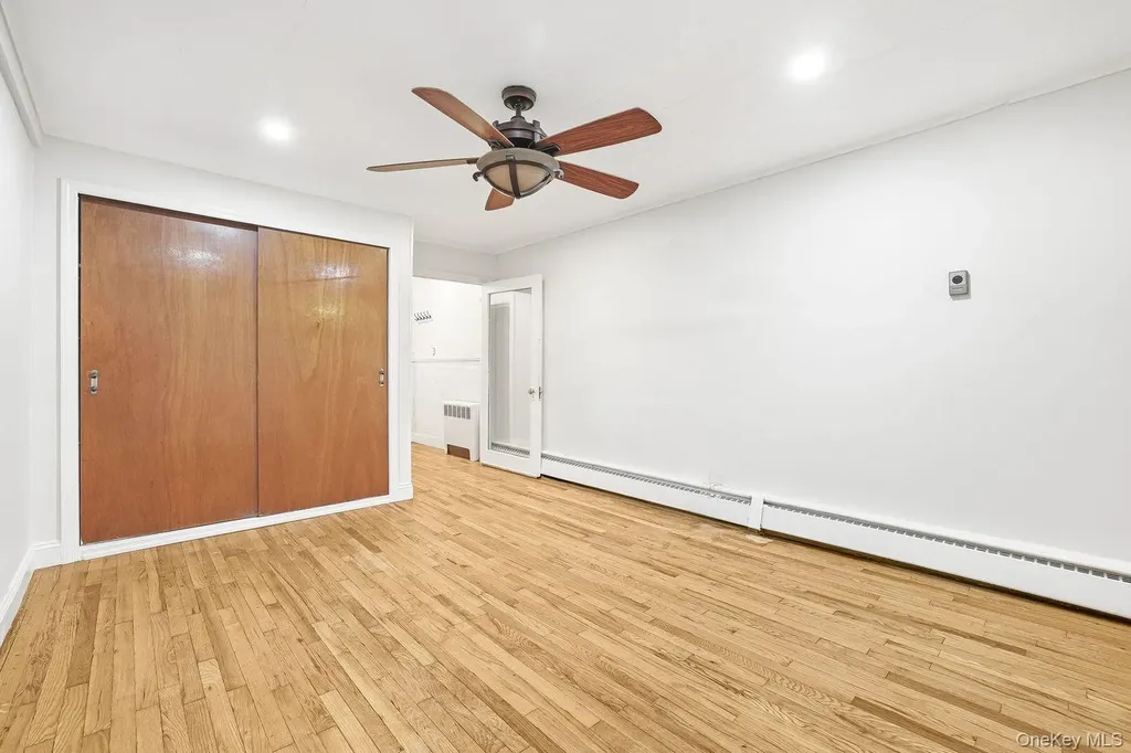 4223 Digney Avenue Bronx NY 10466