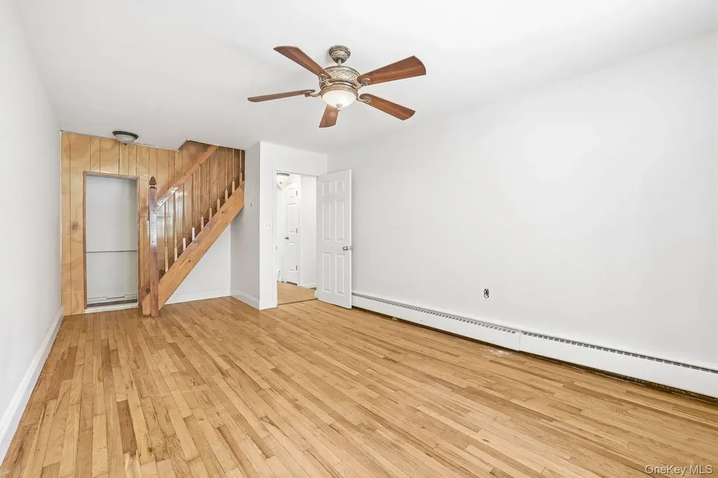 4223 Digney Avenue Bronx NY 10466
